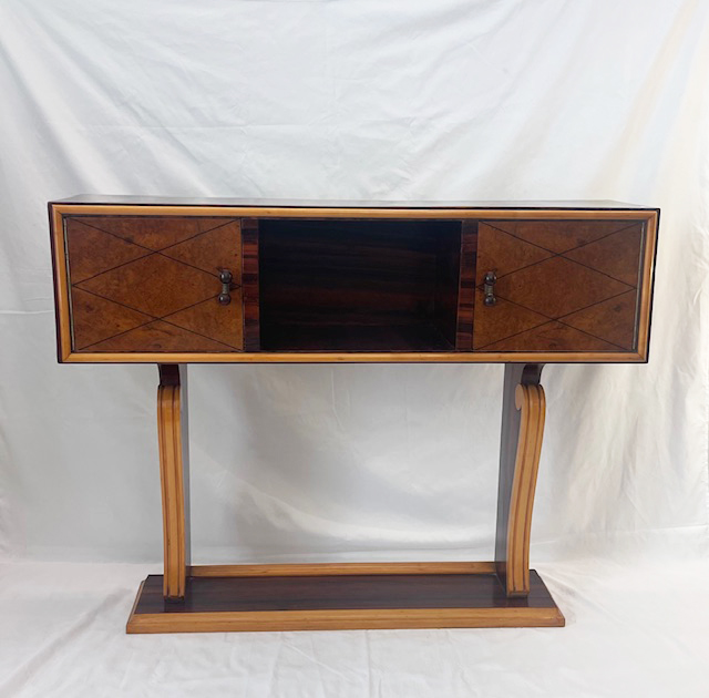 deco console